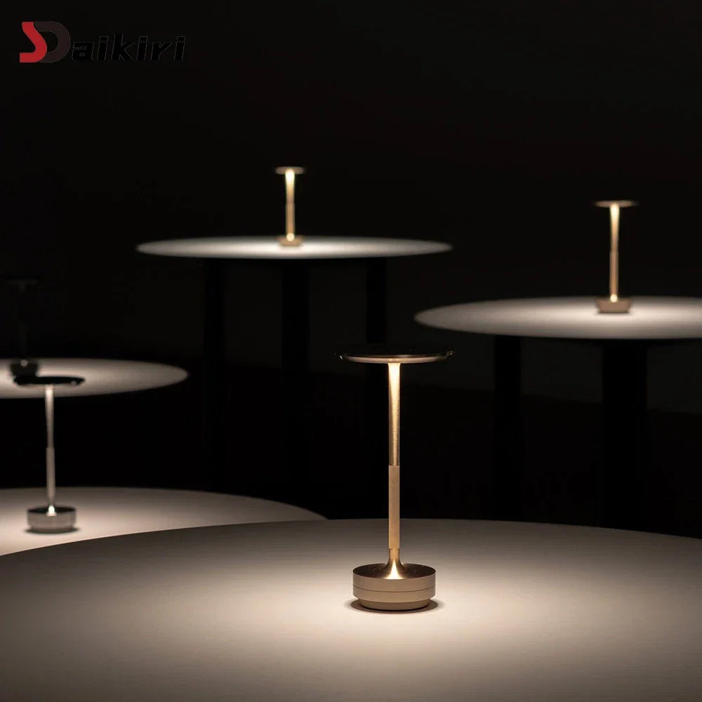 Oppladbar berøringslampe | Dimbar LED-bordlampe