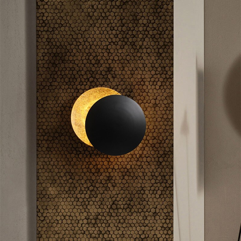 Lunaris vegglampe | Moderne veggarmatur inspirert av solformørkelse